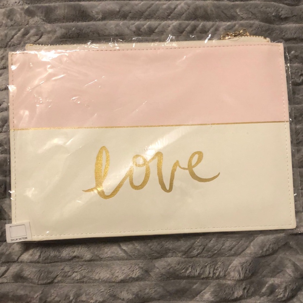 New with tag Things Remembered pouch